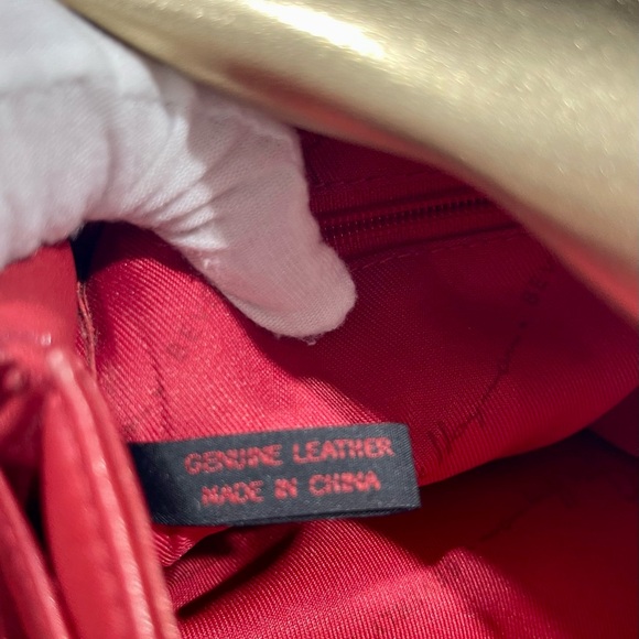 FRED HAYMAN Beverly Hills Crossbody Leather bag, flap over, Red - Picture 6 of 15